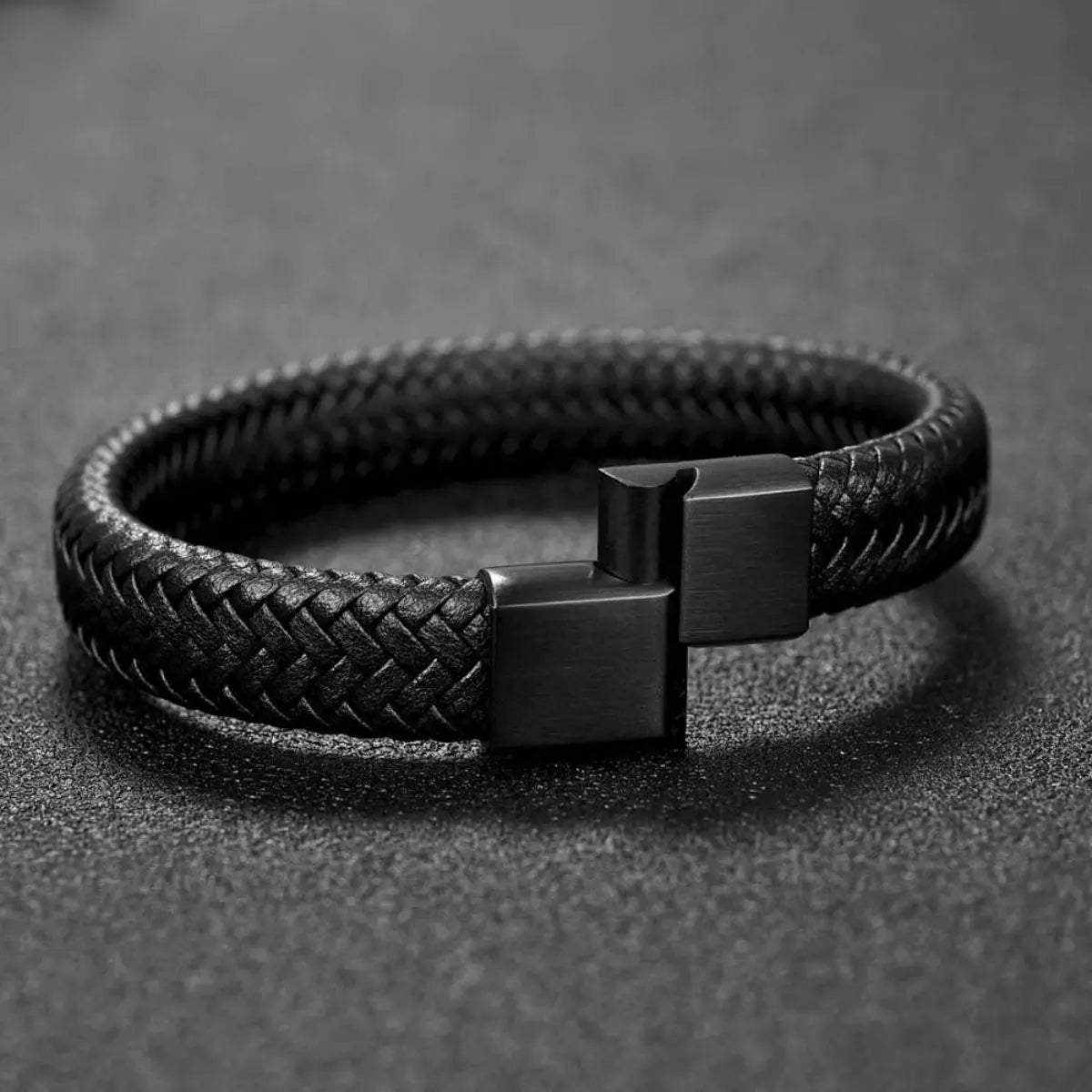 Ali Bangle